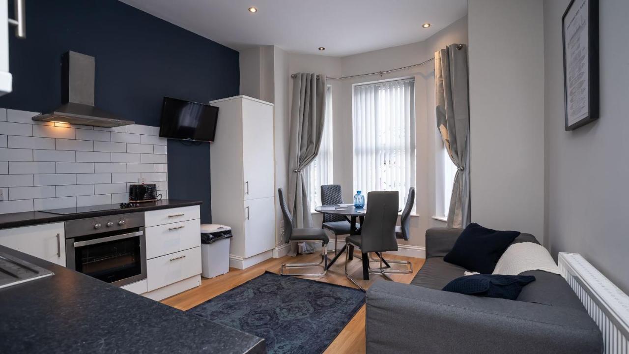 2 Bdr & 1 Bdr Apartments At Queens Uni By Belfast City Breaks Esterno foto