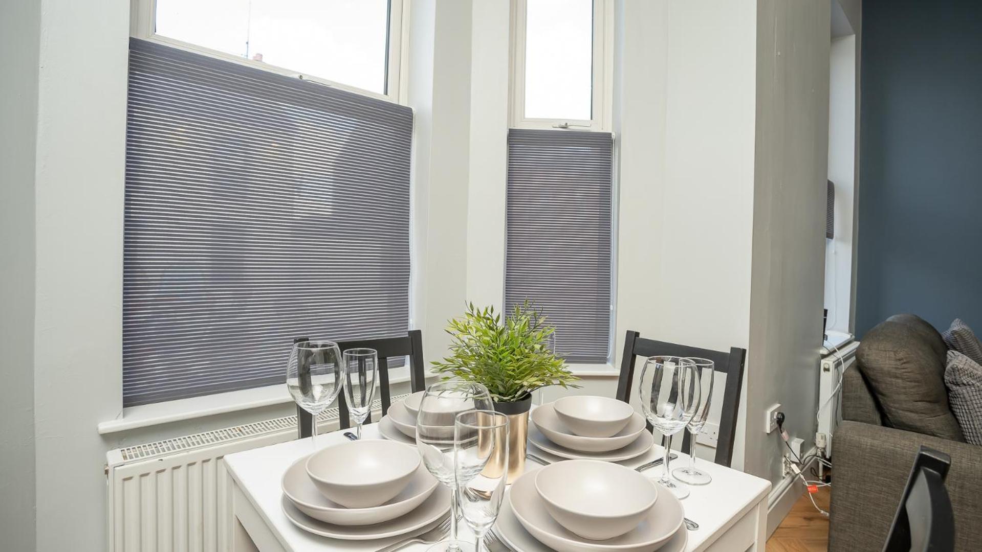 2 Bdr & 1 Bdr Apartments At Queens Uni By Belfast City Breaks Esterno foto