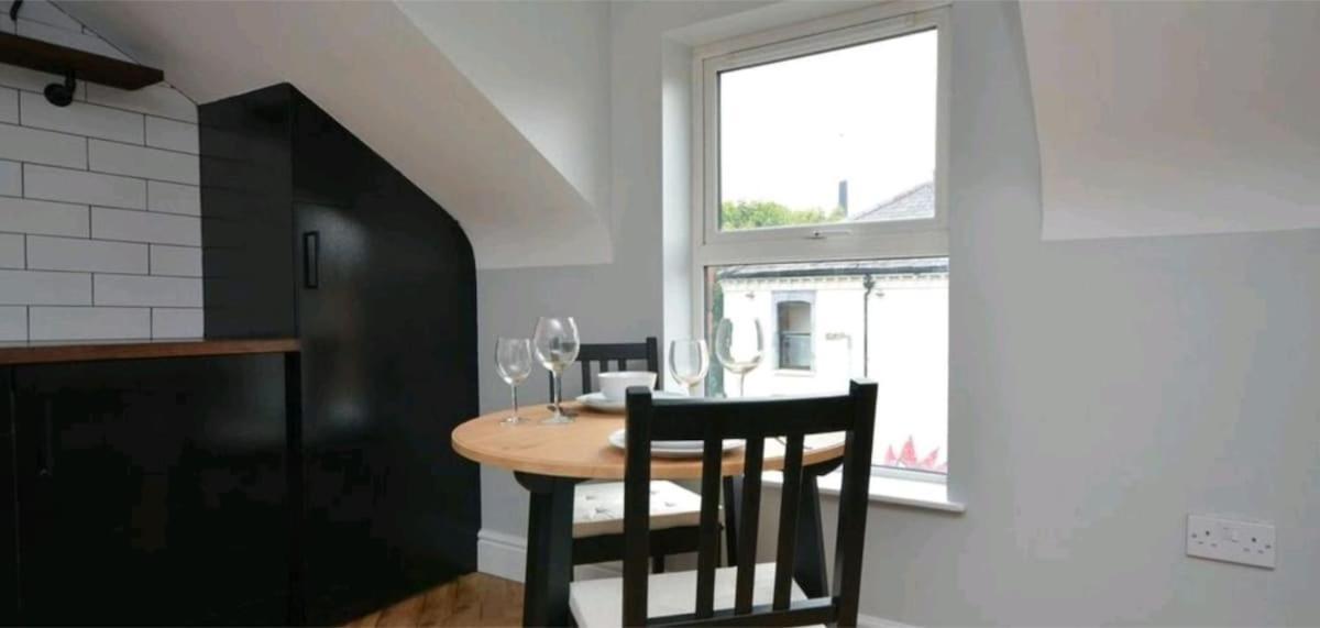 2 Bdr & 1 Bdr Apartments At Queens Uni By Belfast City Breaks Esterno foto