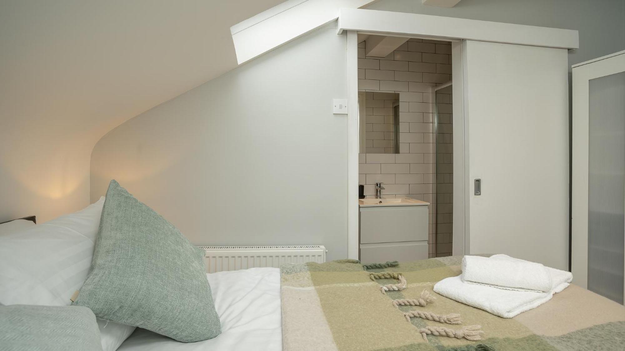 2 Bdr & 1 Bdr Apartments At Queens Uni By Belfast City Breaks Esterno foto